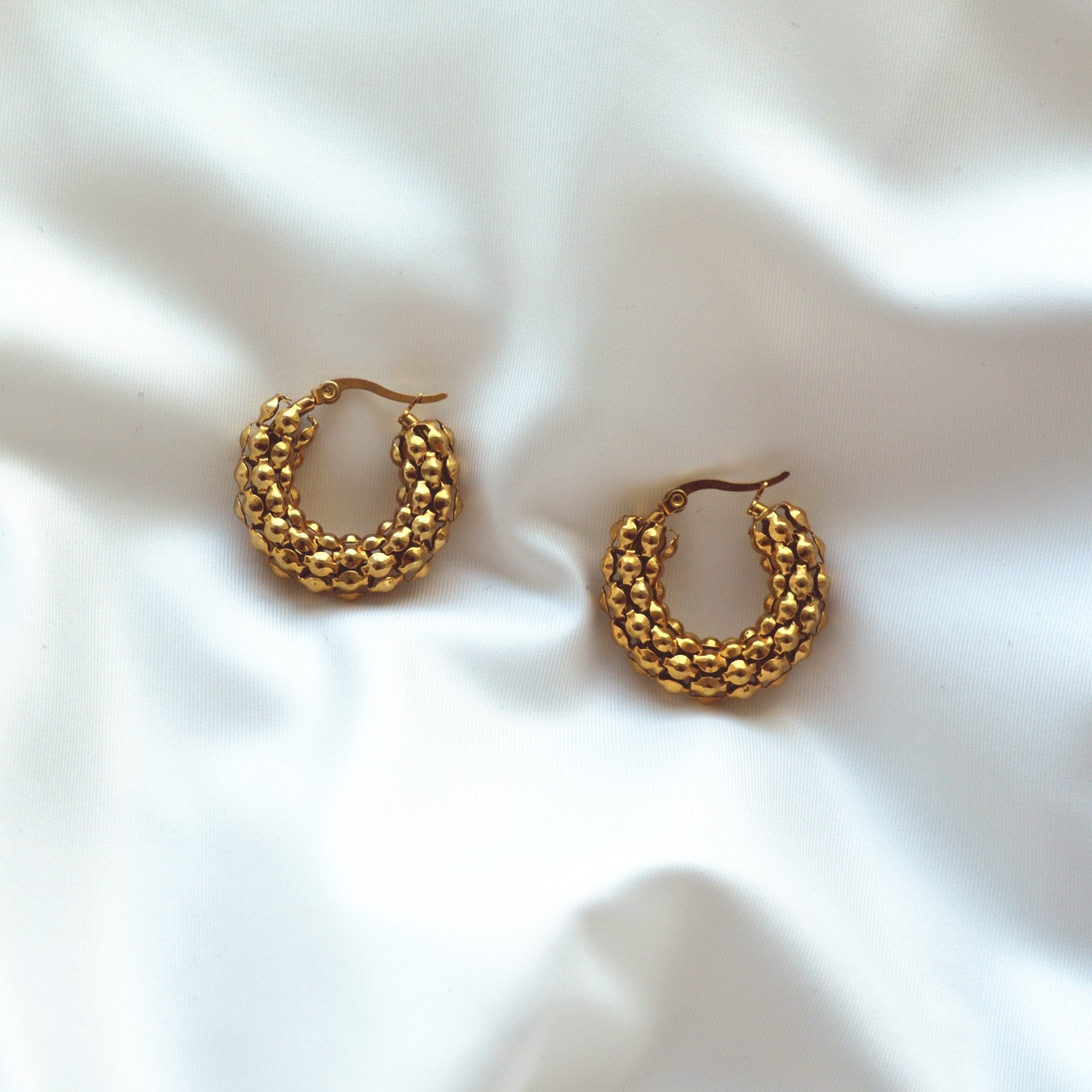 Chunky Cora Hoop Earrings - trybe jewellery
